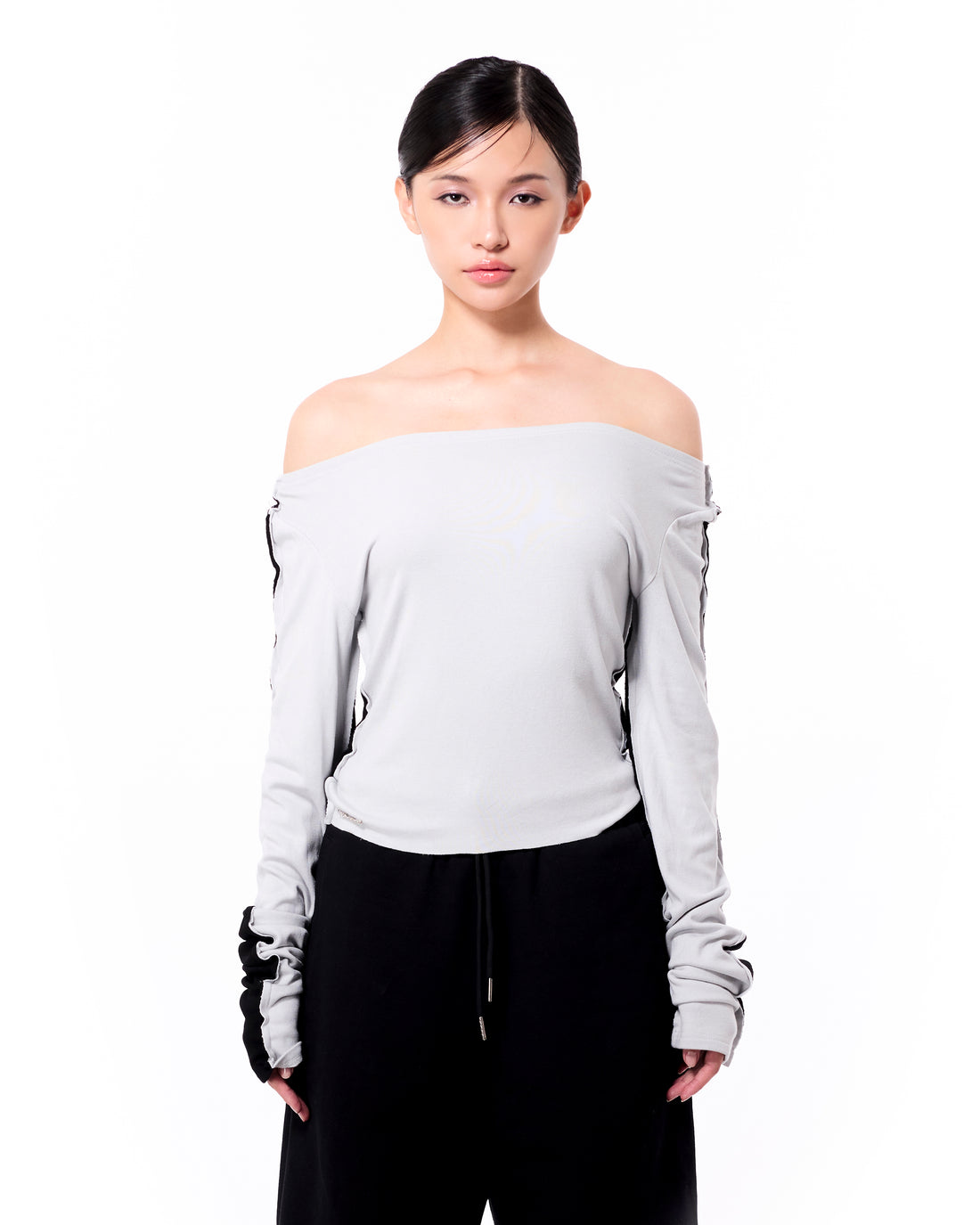 REVERSIBLE LONG SLEEVE TOP