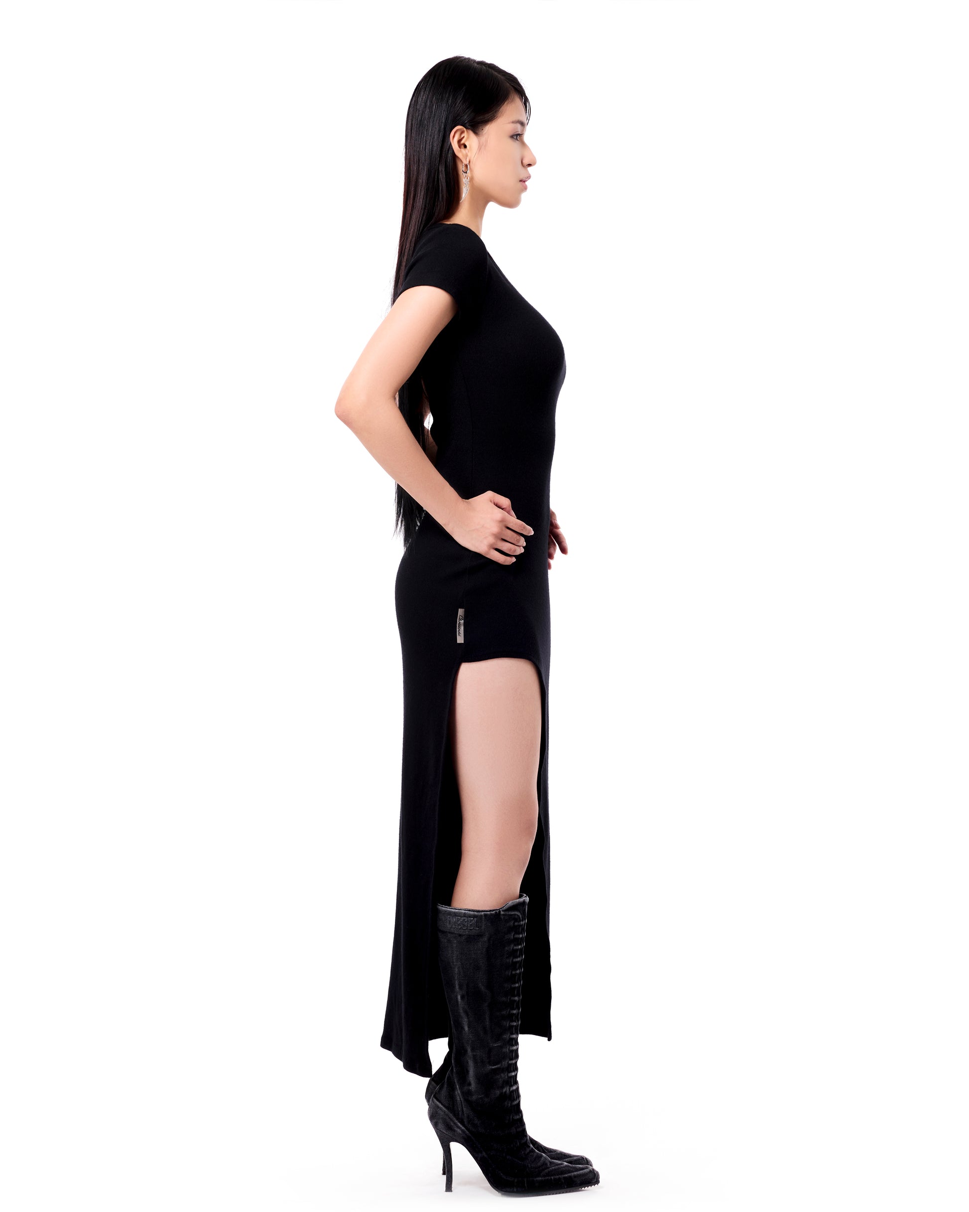I STILL WANNA SLEEP MAXI DRESS