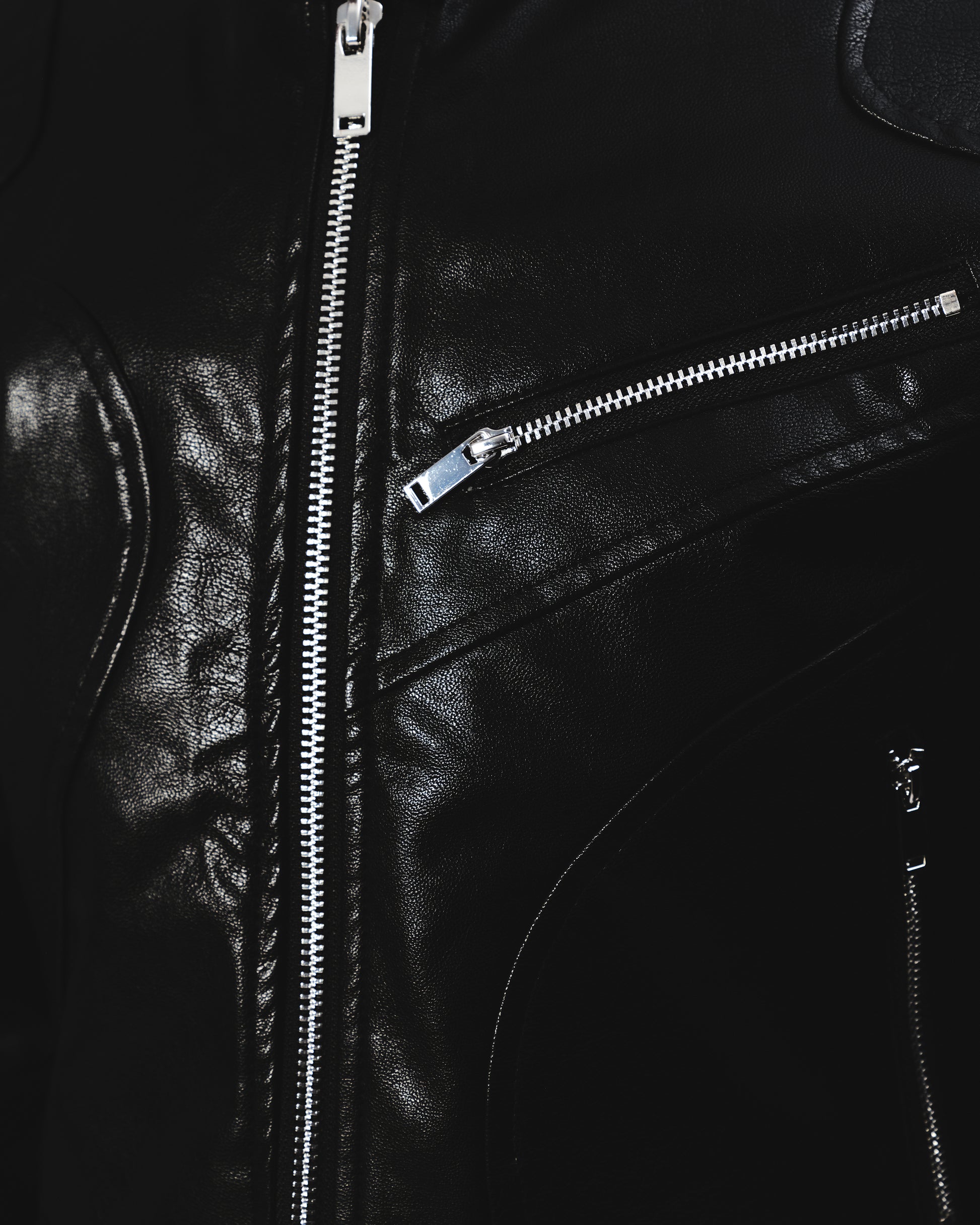 Chrisinni Leather Jacket