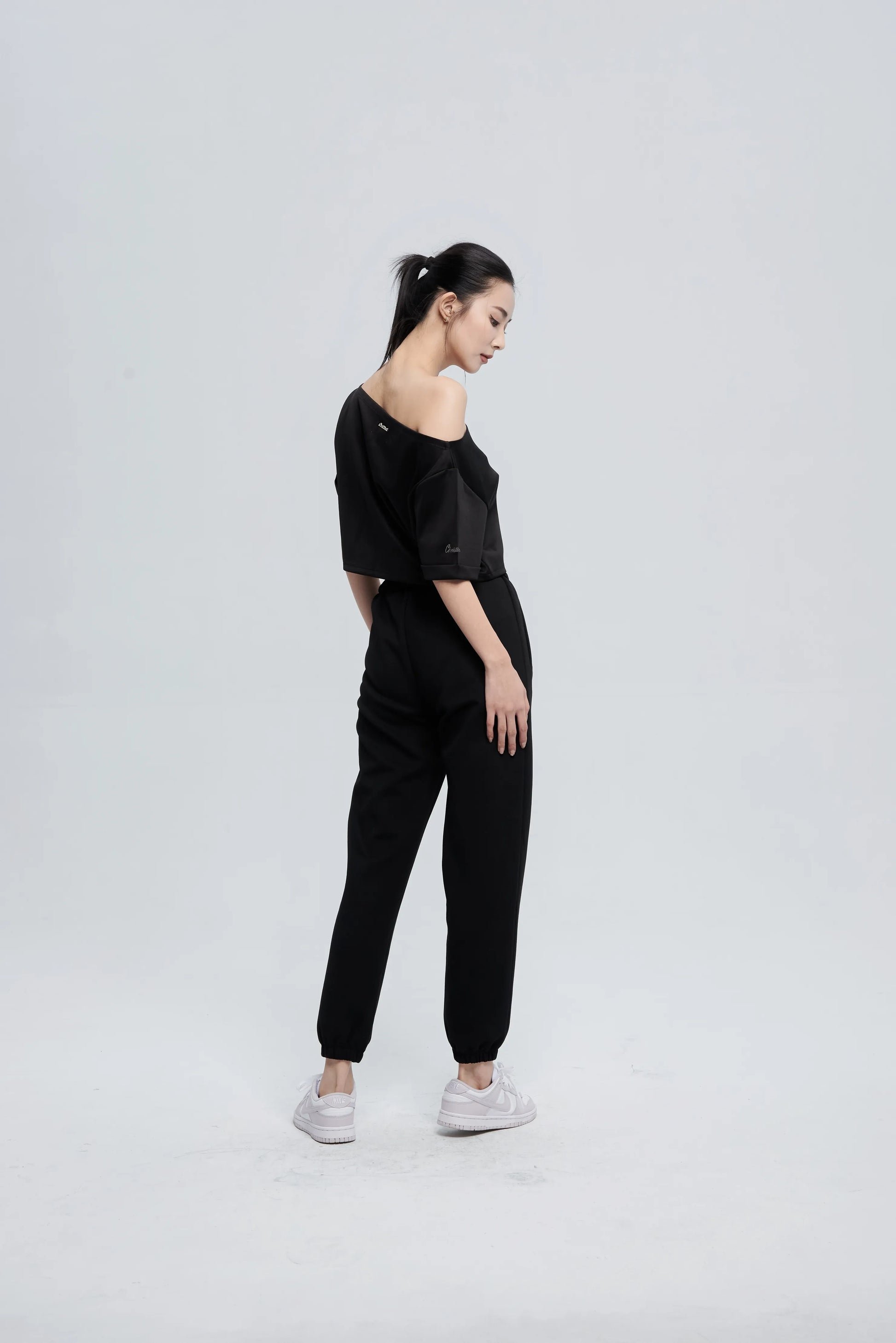 Shoulder Top - Black