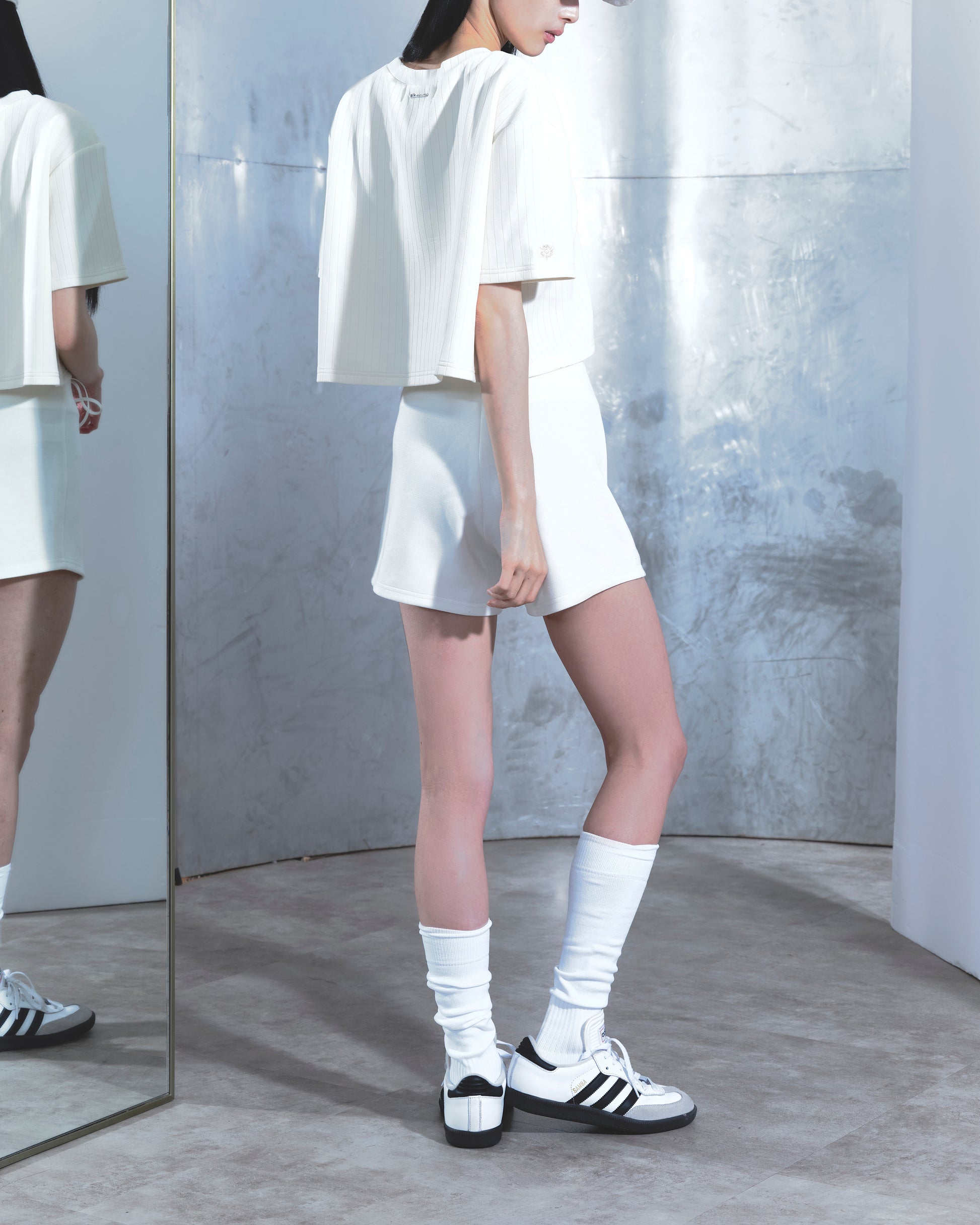 Everyday Chic Short - White